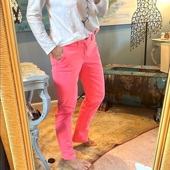 GAP Khaki’s,”Can You See Me Now Neon Pink💕 Incredibly Soft,Broken-In Straight - Picture 4 of 8